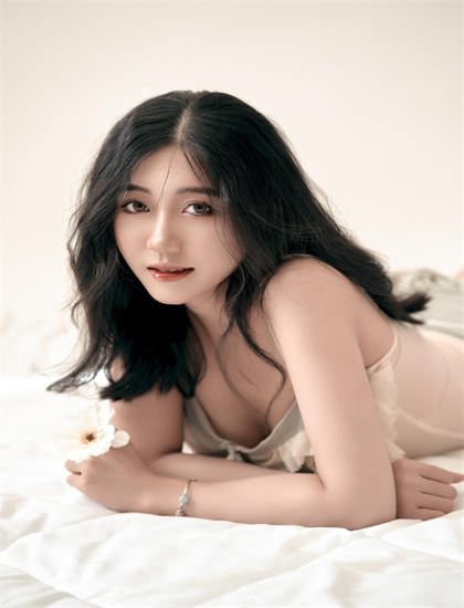 《综艺热点》媒体评价：主流媒体观点与专业影评解读